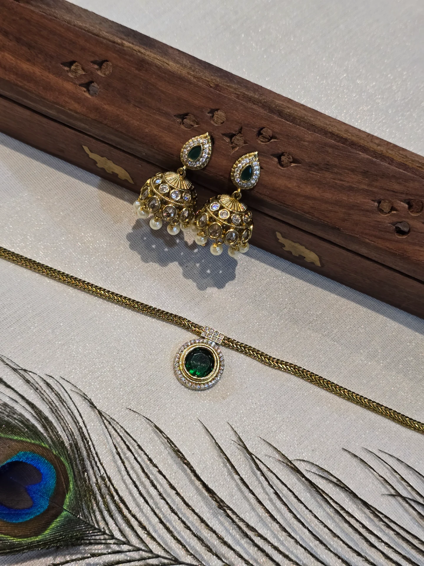 AD Attigai Necklace Set