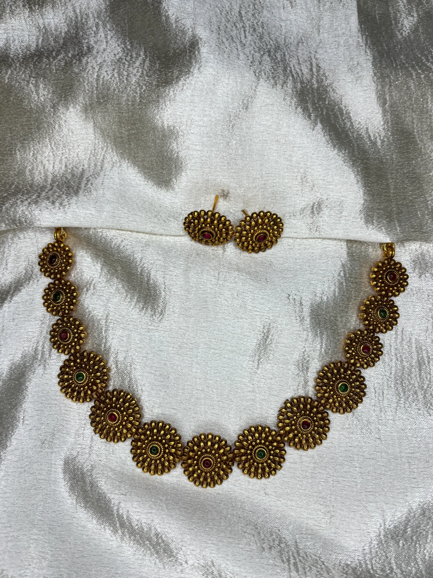 Antique Gold Chakra with earrings