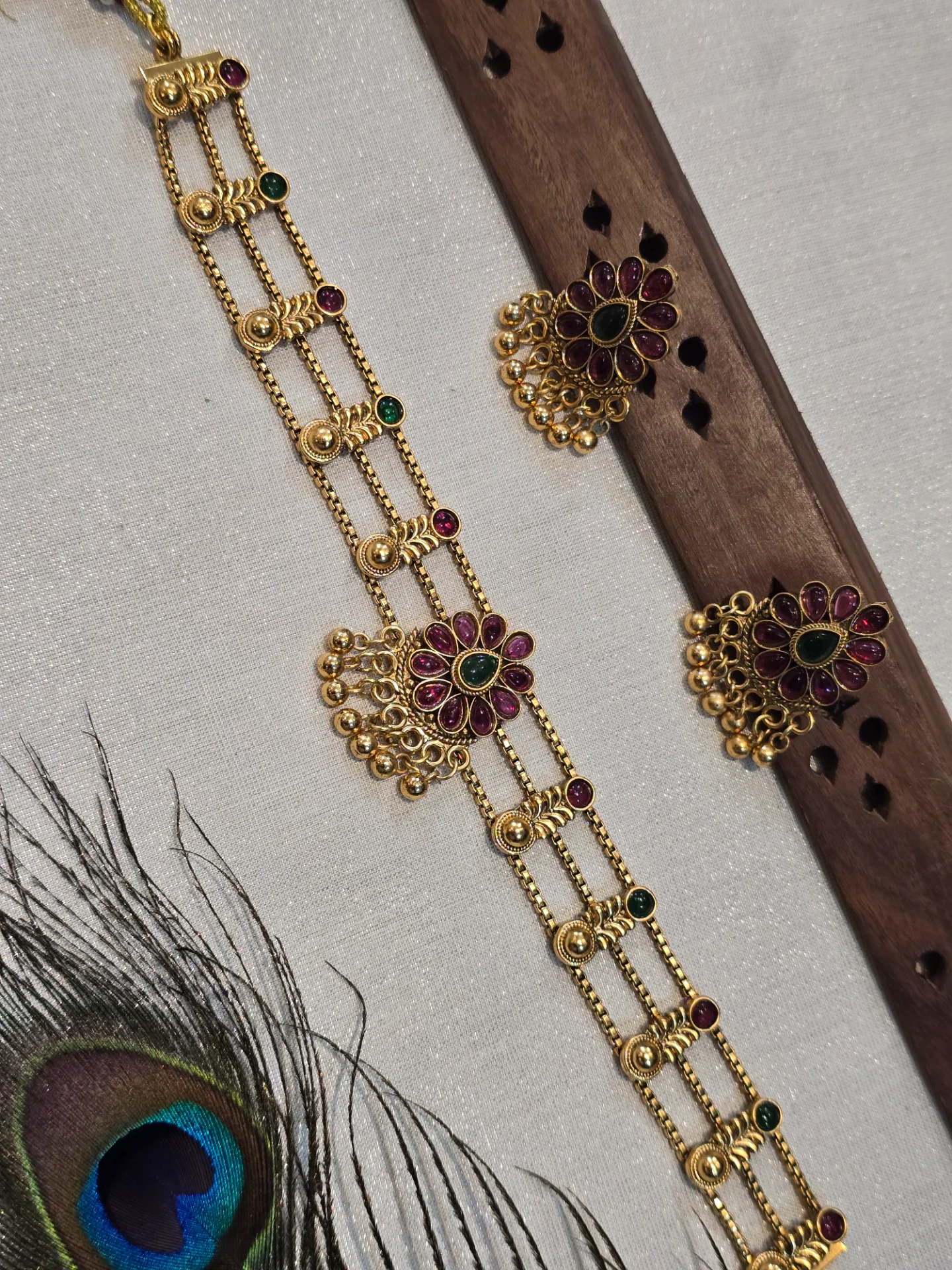 Festive Matte Gold Triple-Chain Set